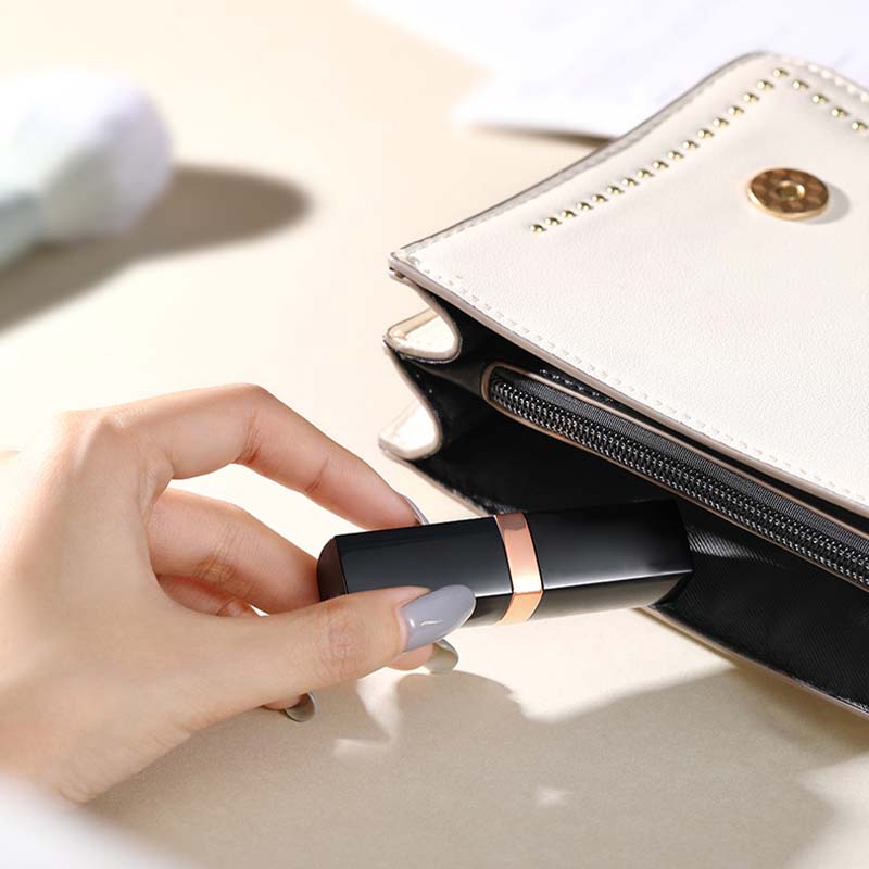 Lipstick-Style Hair Dye Pen