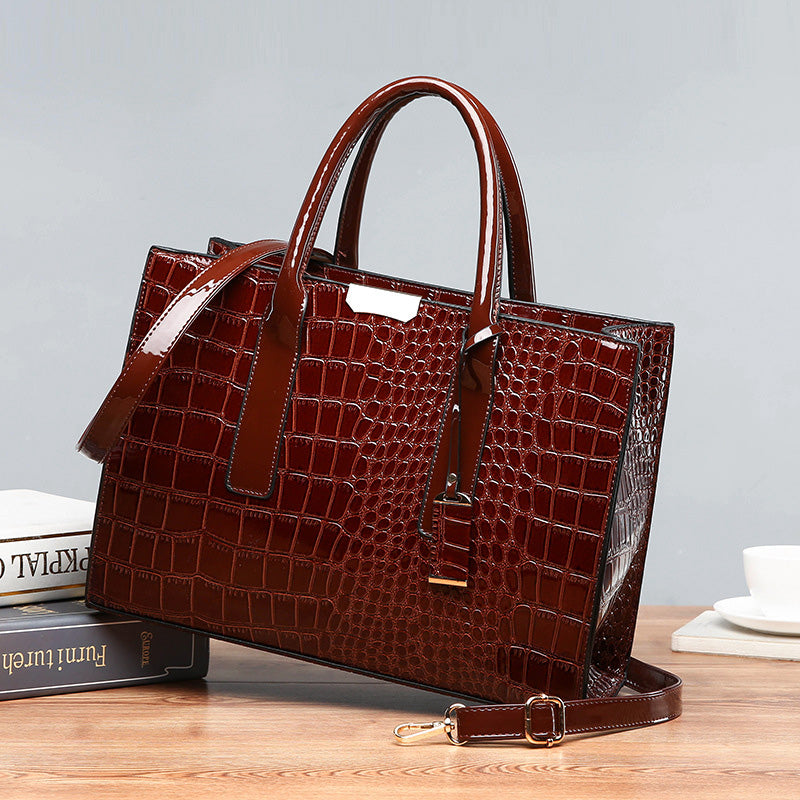 🎁Crocodile Print Handbag👜