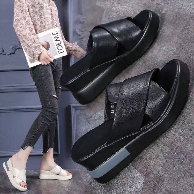Contemporary Open-toe Sandals With 7cm Mid-heel