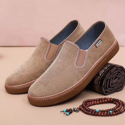 🌟 Men’s Slip-On Breathable Soft Sole Shoes – Comfort & Style in Every Step! 👟💨