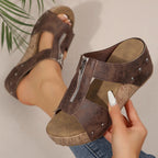 Women's Fashion Rivet Wedge Fish Mouth Thick Bottom Sandals