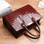 🎁Crocodile Print Handbag👜