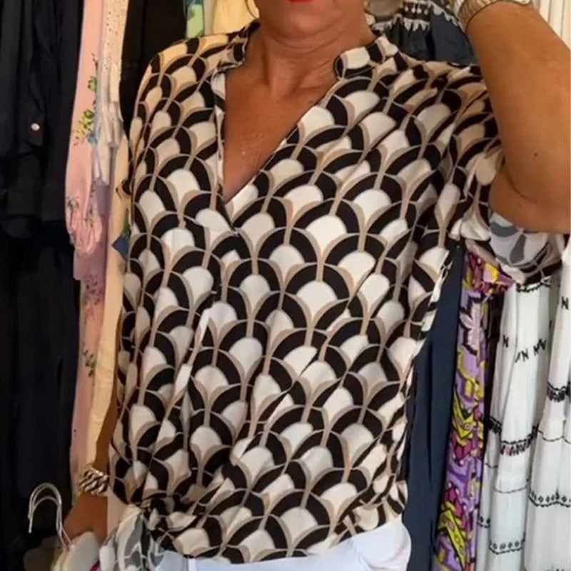 Short-Sleeved V-Neck Printed Casual Top