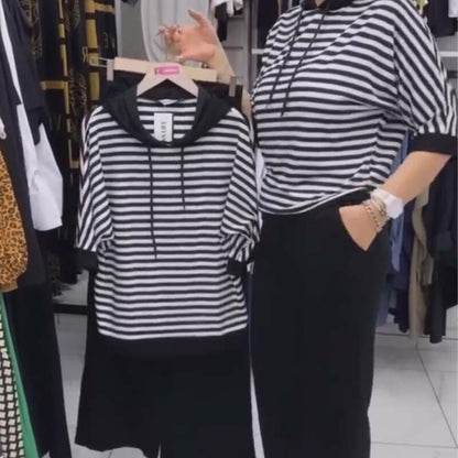 Women's Striped Top & Solid Pants Set